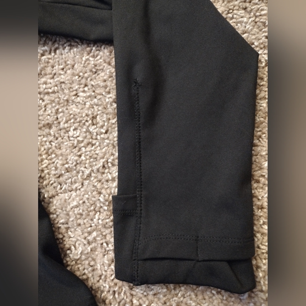Layer 8 Black Quarter-Zip Sweatshirt Large - Picture 8 of 11